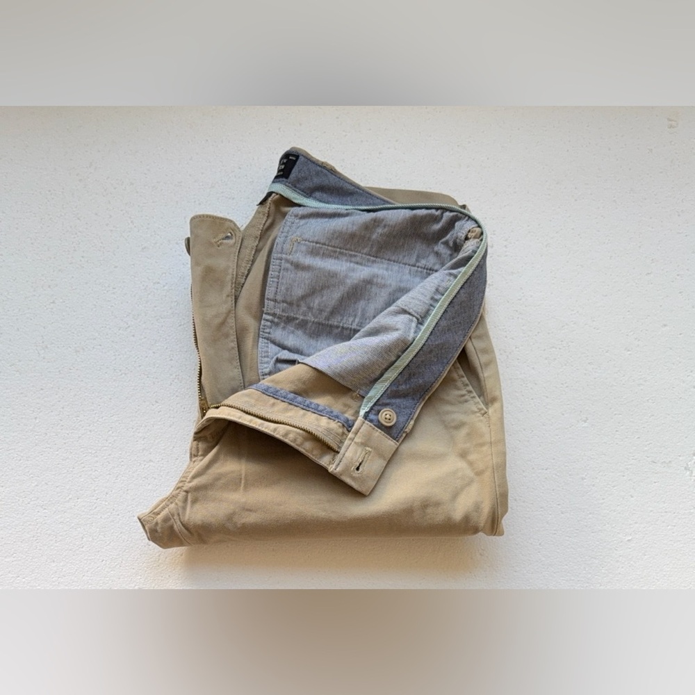 J CREW 250 FIT CHINO PANTS KHAKI 32X34